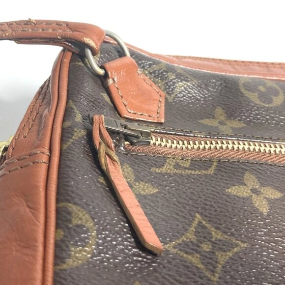 LOUIS VUITTON Monogram Pochette sports Pouch Clutch bag - Picture 3 of 11